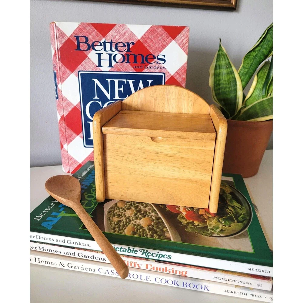Unbranded recipe box